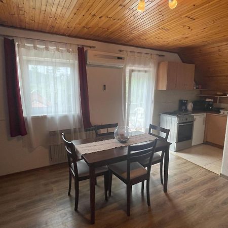 Apartments With A Parking Space Smoljanac, Plitvice - 12345 Стая снимка