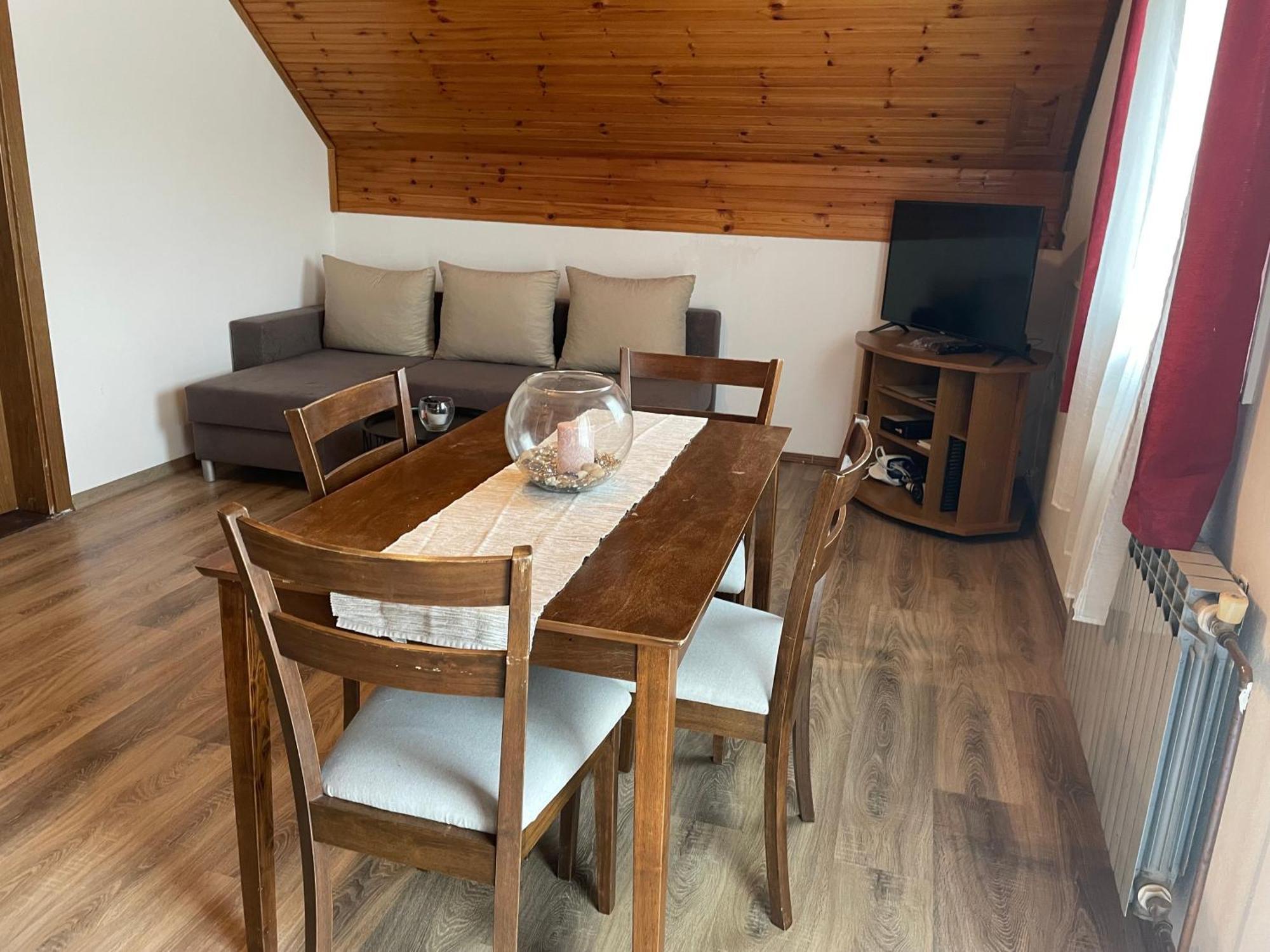 Apartments With A Parking Space Smoljanac, Plitvice - 12345 Стая снимка